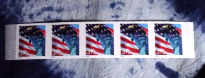 US 3982 STATUE OF LIBERTY AND FLAG PNC PLATE# S1111 COIL OF 5 (39c) STAMPS MNH - Image 1 of 2