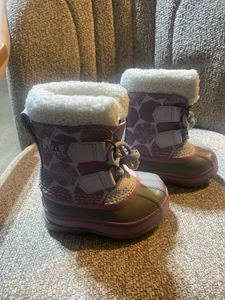 Mädchen Sorel Yoot Pac Stiefel Größe Kinder 6 wasserdicht lila Winter Schnee warm gebraucht, in einwandfreiem Zustand - Bild 1 von 6