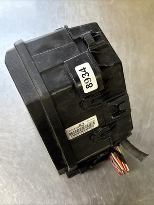 2011 GMC Acadia Engine Fuse Box OEM#20913283 - Изображение 1 из 4