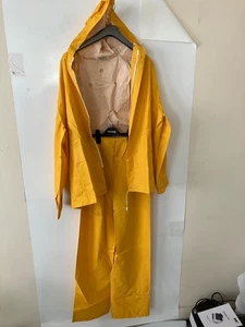 2 PIECE WATERPROOF RAIN SUIT XL 34" WAIST SILVERLINE 633542 - Picture 1 of 5