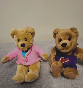 Hallmark Love Kiss Kiss Bears Plüsch 10 Zoll küssende magnetische Nase Stofftier Valentinstag - Bild 1 von 7