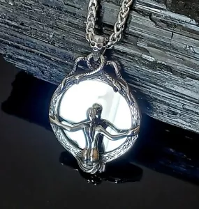 Womens Wicca Mirror Pendant Stainless Steel Viking Gothic Pagan Necklace - Picture 1 of 9