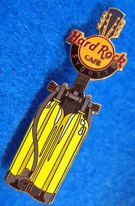 GUITARRA SYDNEY AUSTRALIA AMARILLA BUZO OXÍGENO TANQUES DE AIRE PIN Hard Rock Café - Imagen 1 de 1