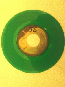 Grünes Vinyl Yoko Ono 45rpm Apple Plattenlabel #1842 Happy Xmas Hören Schnee ist Fa - Bild 1 von 2