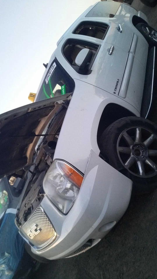 2008 GMC Yukon XL 1500 Automatic Transmission Assembly 4WD 200K Miles OEM - Image 1 of 4