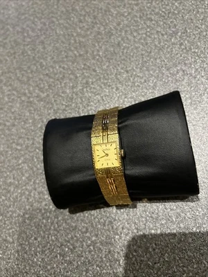 Very Rare Parmex Swiss Made Mechanical Vintage Ladies Watch - Image 1 of 4