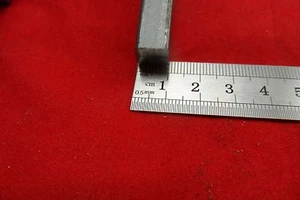 BARRA CUADRADA SÓLIDA DE ACERO TAMAÑO 10 MM x 300 mm barra sólida negra poste libre oz ancho - Imagen 1 de 3