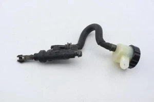 Rear Master Cylinder for motorcycle YAMAHA YZF 600 R THUNDERCAT 1996 to 2004 - Picture 1 of 8