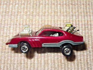 Vintage Johnny Lightning Topper 1970 Red Mad Maverick - HIGH GRADE! - Picture 1 of 5