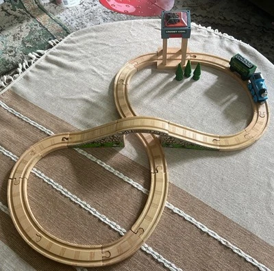 Thomas & Friends Wooden Train CROSBY COAL LOADER & MINING CAR FIGURE 8 EUC - Image 1 of 4