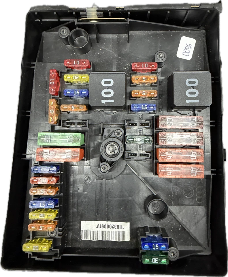 Módulo de control de relé de caja de fusibles Volkswagen Passat 2012-2018 1K0 937 125 D OEM Foto 1 de 4