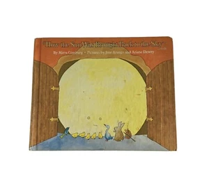 Vintage 1975 Hardcover How the Sun Was Brought Back to the Sky by Mirra Ginsburg - Imagen 1 de 9