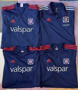 Adidas MLS Chicago Fire FC Soccer Training Lot Mens' size LARGE Henley 2x Jersey - Picture 1 of 13