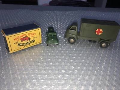 AUTOAMBULANZA MILITARE POLITOYS N. 8+AMOKO LESNEY N.71 CON SCATOLA - Immagine 1 di 4