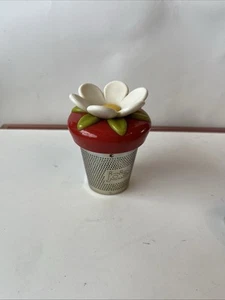 Joie Edelstahl schwimmende Teetasse Teeei Gänseblümchen Blume (lila) - Bild 1 von 4