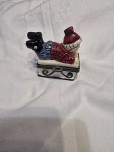Child On A Sled Trinket Box Vintage 180308TAW/WWC - Picture 1 of 9