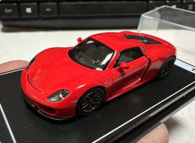 Postercars 1:64 Porsche 918 Spyder Diecast Model Car Rubber Tires New Card - Image 1 of 4