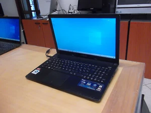 NOTEBOOK ASUS X501U SCHERMO DA 15,6 POLLICI WINDOWS 10 - Foto 1 di 24