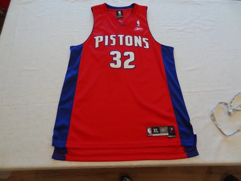 Vintage Reebok Detroit Pistons Richard Hamilton NBA Jersey Red Swingman Men's XL Cover