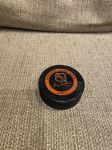 Vintage Los Angeles Kings NHL Official Game Hockey Puck by In Glas Co - Picture 1 of 5