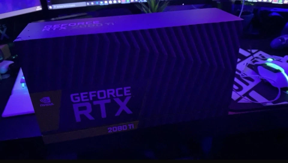 NVIDIA GeForce RTX 2080 Ti Founders Edition 11GB GDDR6 - Bild 1 von 2