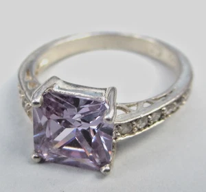 ANILLO DE VESTIR PLATA ESTERLINA BONITO BRILLANTE FACETADO CUADRADO AMATISTA TALLA L - Imagen 1 de 2