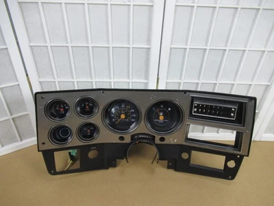 73-89 Chevy GMC C/K Pickup Blazer Jimmy AUTO TRANS Gas 39K Miles Gauge Cluster - Imagem 1 de 4