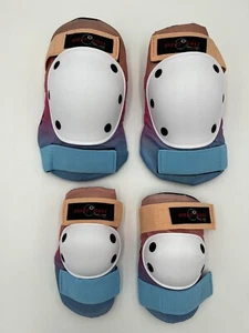 NEU TRIPLE EIGHT SAVER SERIE ELLENBOGEN KNIESCHONER RASIERT EIS TEEN Größe: 8+ - Bild 1 von 5