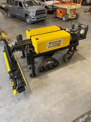 415 Hours Used 2014 Ligchine XT Laser Screed With Tracks - Image 1 of 4