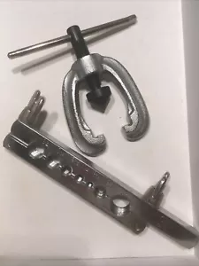 Plumbers Pipe Flaring Tool - Picture 1 of 1
