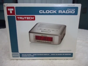 TRUTECH CLOCK AM/FM RADIO ALARM SILVER W/ BATTERY BACK UP ( new ) (f) - Picture 1 of 4