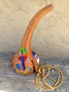 GUAJE ZUCCA ORIGINALE NATURALE LUNGA 17” DIPINTA A MANO FOLK COLORATO - Foto 1 di 12