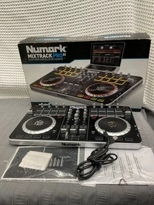 Numark Mixtrack Pro II Controller software per DJ con audio I/0 - Foto 1 di 5