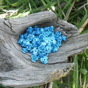 90 Flower Beads / Roses Metal Aluminum 6 mm (Turquoise) - Picture 1 of 1