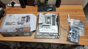 ASUS ROG Strix B850-A Gaming WiFi AMD AM5 B850 ATX Mainboard - Bild 1 von 10