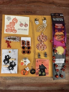 13 Days Of Halloween-vintage-today Halloween Accessory Lot - Picture 1 of 7