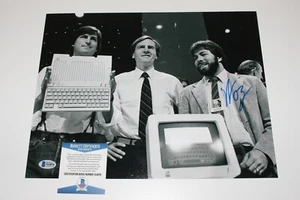 APPLE COMPUTERS FOUNDER STEVE WOZNIAK SIGNED 11x14 PHOTO BECKETT COA A MAC IPOD - Picture 1 of 2
