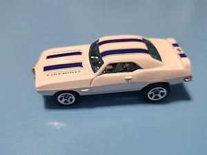 2.75" 2004 Hot Wheels 1/64 #5 First Editions 1969 Pontiac Firebird T/A White - Picture 1 of 10