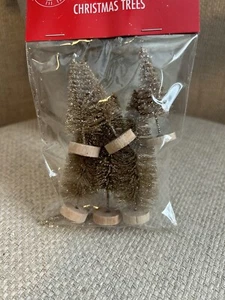 New 6 Mini Gold Christmas Tree Bottle Brush Trees Sisal Winter Holiday Crafts - Picture 1 of 3