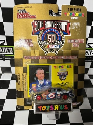 1998 Racing Champions Toys R Us Gold 1:64 #6 Mark Martin Valvoline Ford New - Image 1 of 2