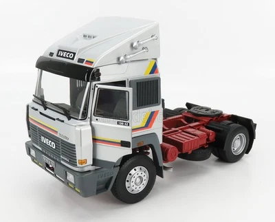 IVECO FIAT MAGIRUS TURBOSTAR TRACTOR CAMION 2 ASSI 1988 ROAD KINGS RK180074 1:18 - Immagine 1 di 4