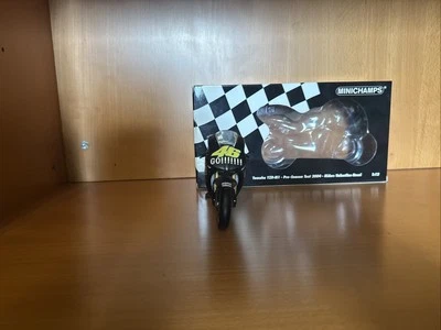 MINICHAMPS YAMAHA YZR-M1  PRE-SEASON TEST 2004 VALENTINO ROSSI - Immagine 1 di 4