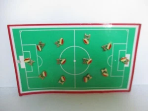 LOTTO 12 SPILLE ITALIA OTTONE SMALTATO CUORE ANNI '80 - Picture 1 of 2