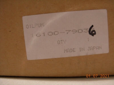 Bomba de agua Toyota Van 1984 - 1989 4 cilindros 2,0 L, 2,2 L (16100-79036) Foto 1 de 4