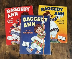 Lot of 3 Vintage 1946 Raggedy Ann Cartoon Books - Picture 1 of 7