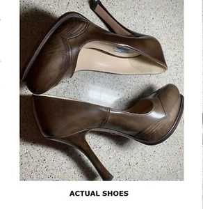 Prada Stitched Pump TAUPE / OLIV -- Gr. 40 EU -- 850 $ jetzt 299,99 $ - Bild 1 von 11