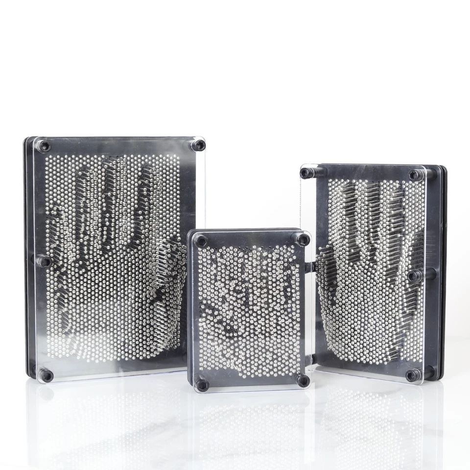 Classic 3D Metal Pin Art Classic Impression Picture Maker Desk Toy Frame Gadget - Image 1 of 1