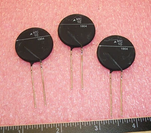 Menge (10) B57127P100M301 EPCOS RADIAL NTC THERMISTOREN 9A 10 Ohm 30,5 mm SCHEIBE ROHS - Bild 1 von 3