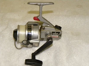 Vtg Daiwa 1300C Ball Bearing Spinning Fishing Reel Korea - Picture 1 of 8