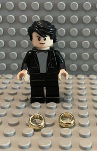 LEGO Marvel Bruce Banner Minifigure sh408 (76104) - Used / Hero / Rings - Picture 1 of 3